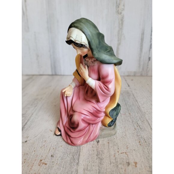 O'well Mary nativity scene mother religious vintage figure decor‎ xmas - Picture 3 of 7